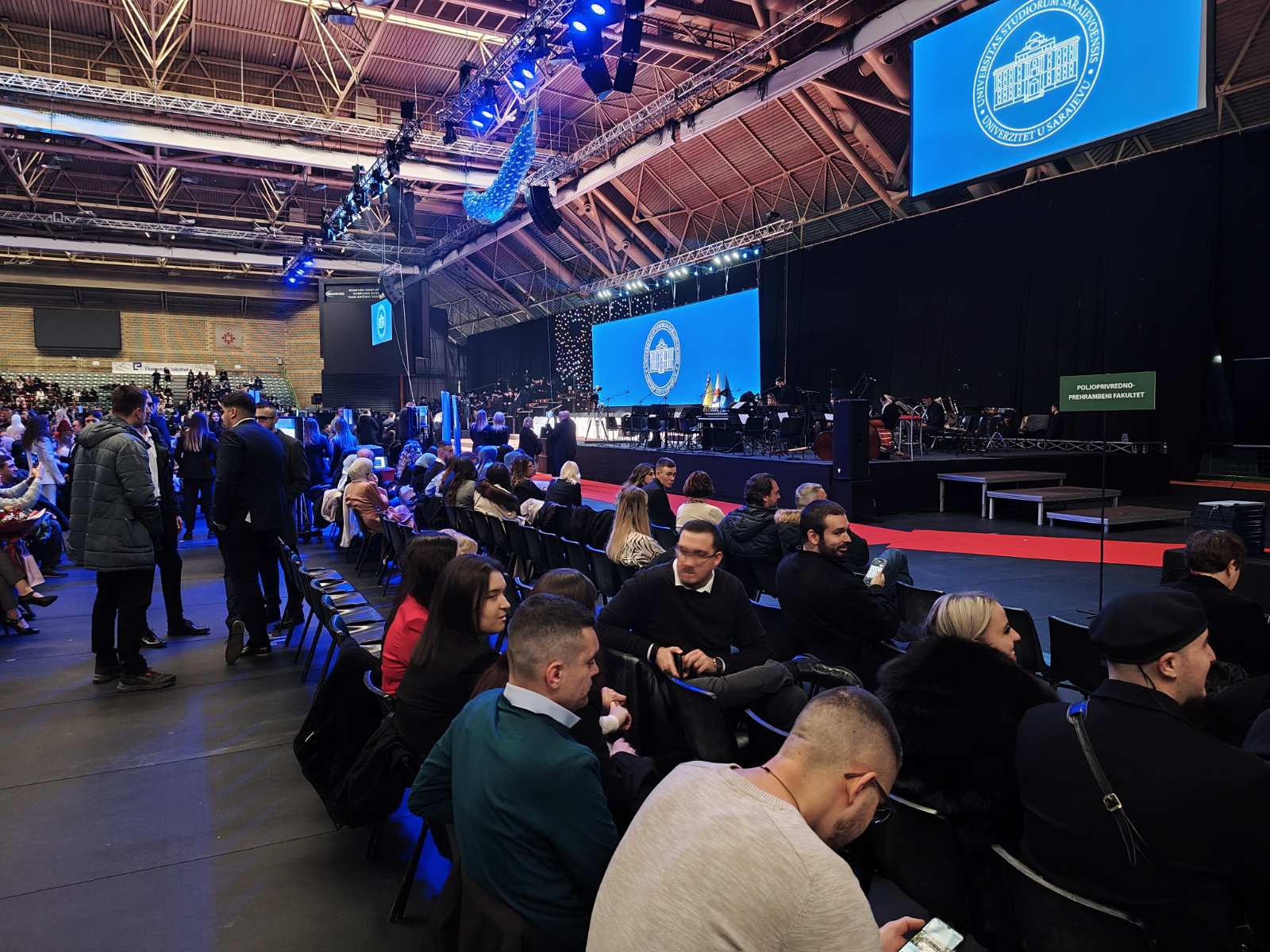 SVEČANA PROMOCIJA I DODJELA DIPLOMA DIPLOMANTIMA I MAGISTRANTIMA UNIVERZITETA U SARAJEVU